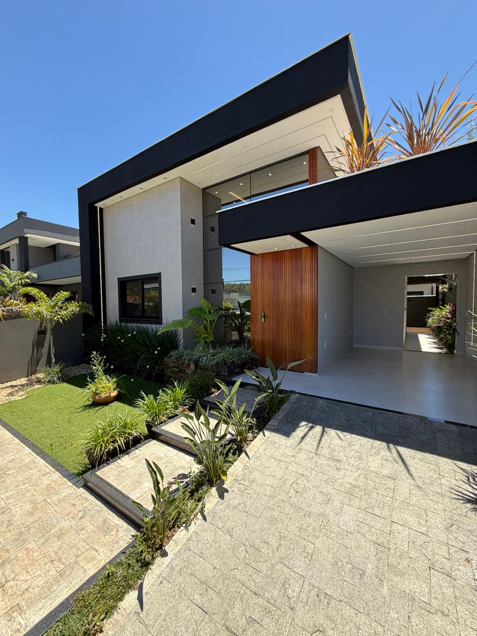 COM ESPAÇO GOURMET & PISCINA