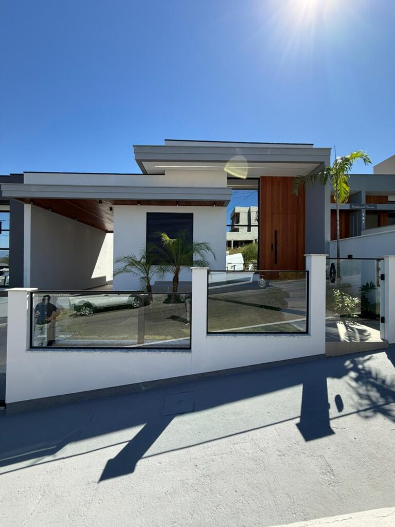Foto 3 de Casa com espaço de porão versátil