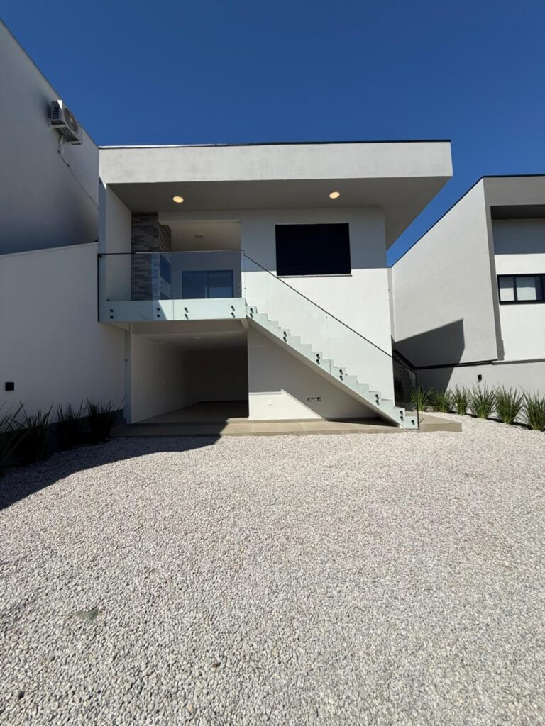 Foto 11 de Casa com espaço de porão versátil