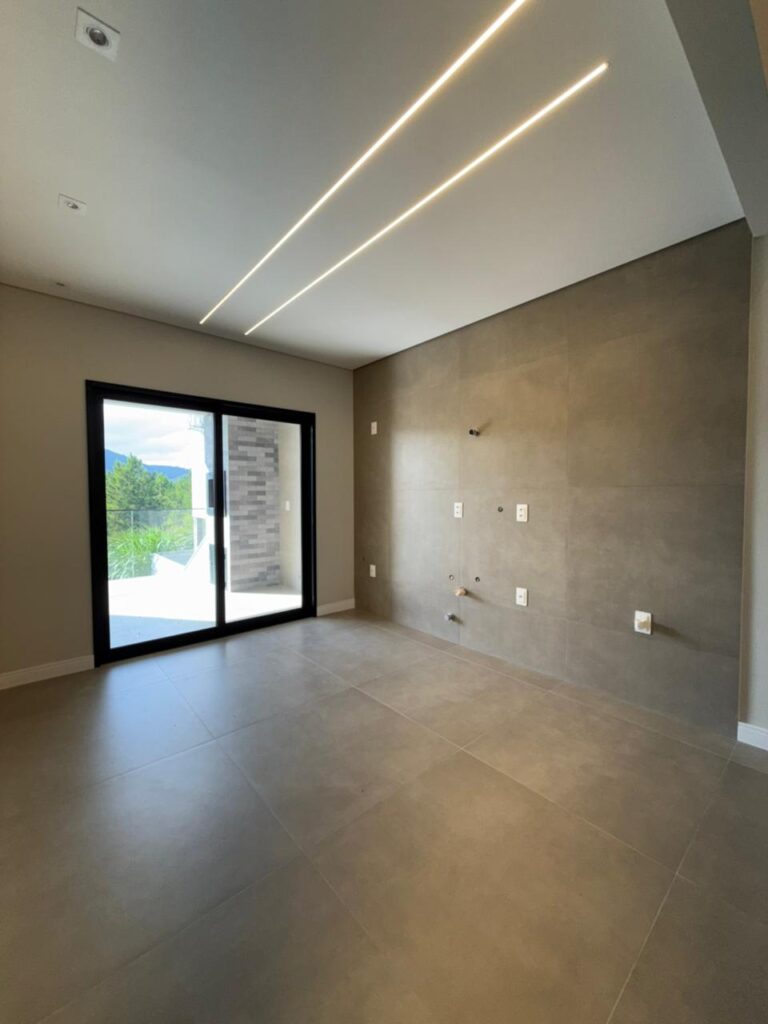 Foto 14 de Casa com espaço de porão versátil