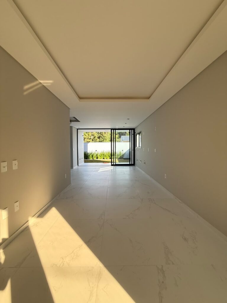 Foto 3 de CASA COM ESCRITÓRIO PRIVATIVO