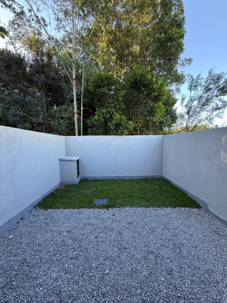 Foto 7 de SOBRADO COM FUNDOS PARA ÁREA VERDE