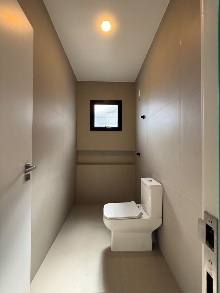 Foto 18 de CASA COM ÓTIMO ESPAÇO DE TERRENO